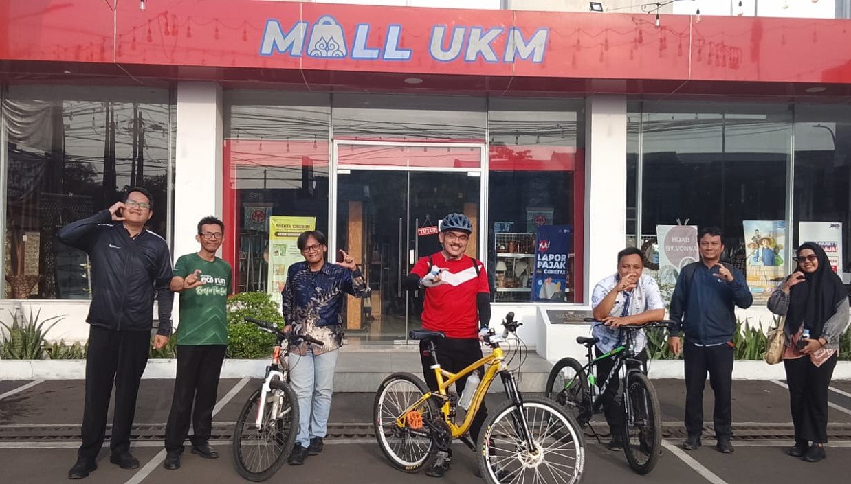 DKUKMPP Kota Cirebon Ikut Mendukung dan Mengimplementasikan Gerakan Hemat Energi Dengan Beralih Ke Transportasi Umum Atau Kendaraan Non-BBM Setiap Hari Kamis