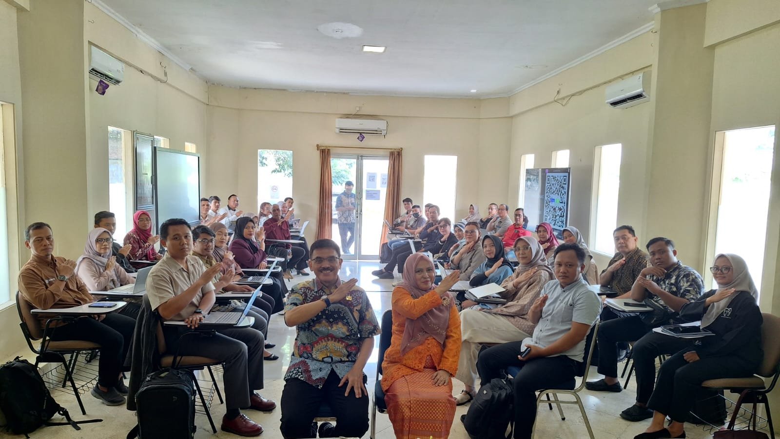 DPMPTSP Kota Cirebon Gelar Bimbingan Teknis LKPM untuk Pelaku Usaha