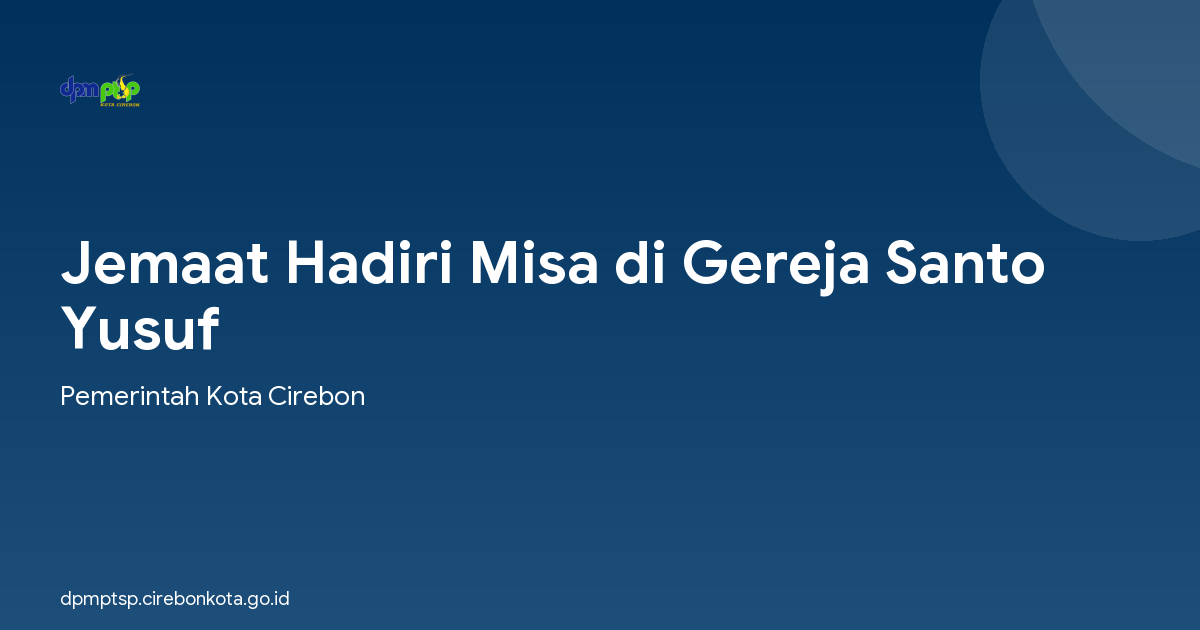 Jemaat Hadiri Misa di Gereja Santo Yusuf