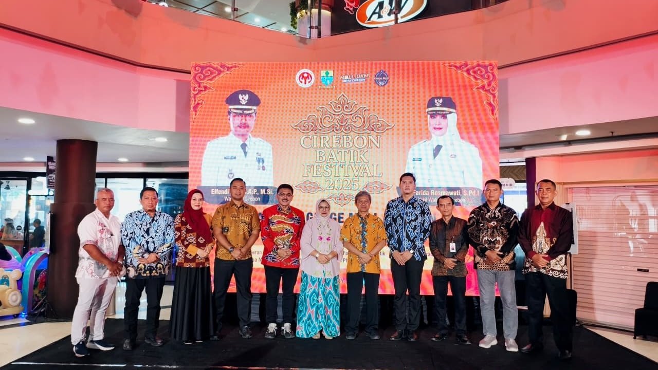 Cirebon Batik Festival 2025 Resmi Dibuka Ibu Wali Kota Cirebon