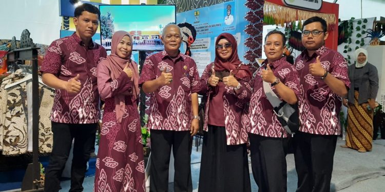 DPMPTSP Kota Cirebon mengikuti kegiatan Event Nasional Blitar Djadoel 2022 di Kota Blitar