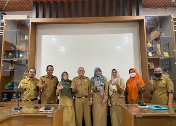 Serah Terima Jabatan dan Pelepasan Pegawai Alih Tugas Dpmptsp Kota Cirebon